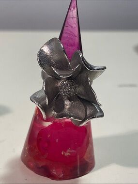 Premier Designs silver-tone MAGNOLIA Ring / size 7